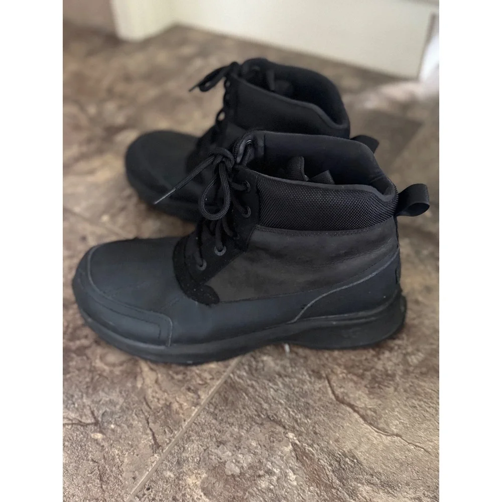 UGG MEN'S EMMETT WATERPROOF WINTER DUCK BOOTS BLACK SIZE 10‎ EUC